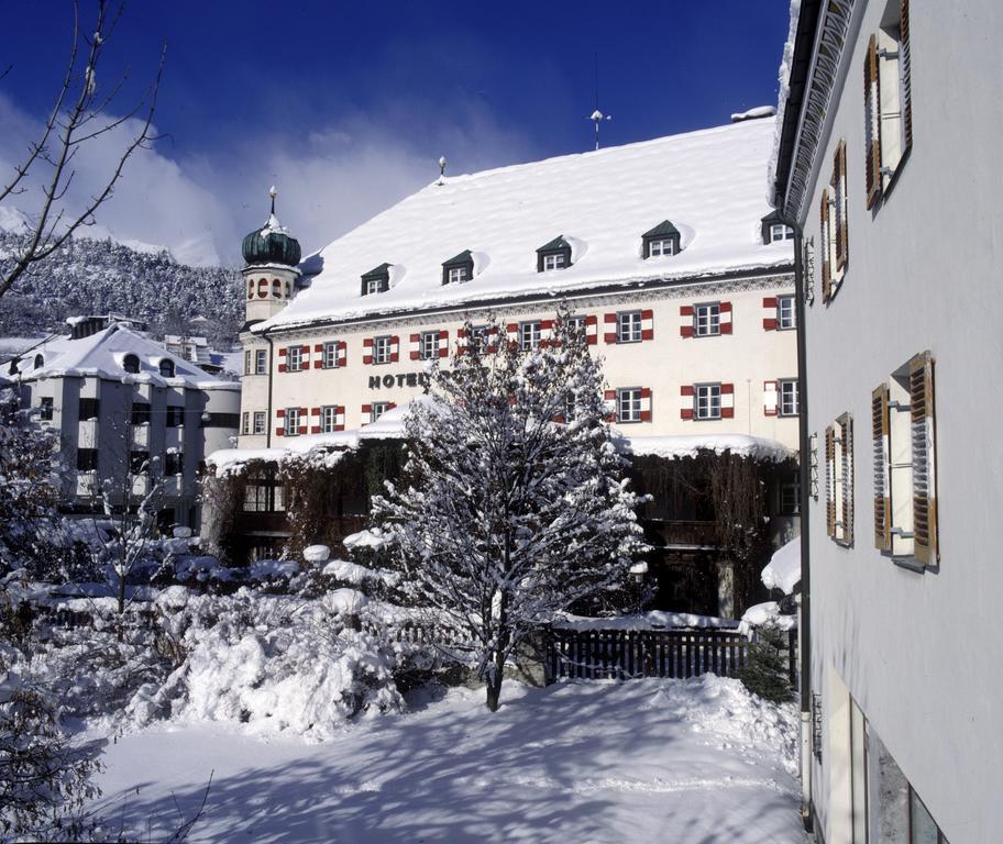 Schlosshotel Post Edelfreisitz Sprengenstein Imst Chambre photo