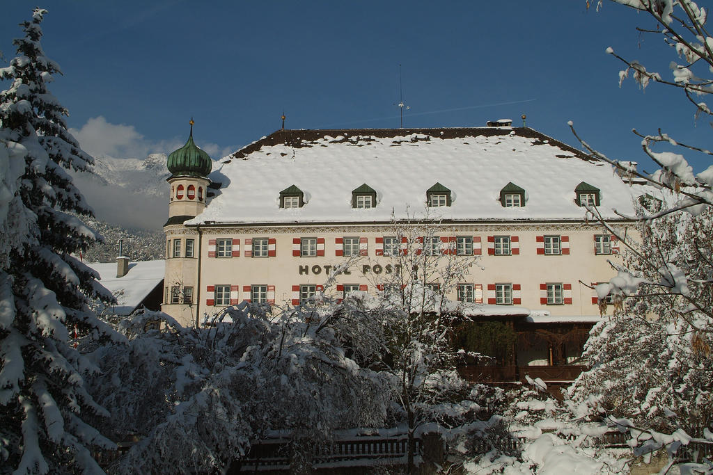 Schlosshotel Post Edelfreisitz Sprengenstein Imst Chambre photo